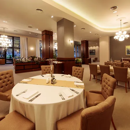 Dunav Plaza Hotel-2